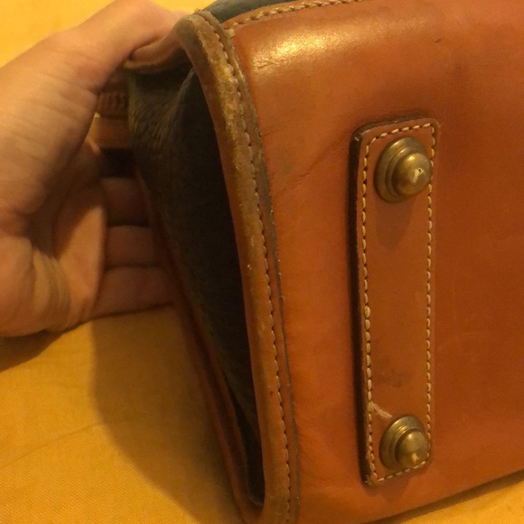Vintage Dooney & Bourke Handbag - Picture 13 of 14